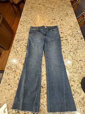 RE generation by Celebrity Pink Extend Tab Bootcut Size 11/30 Blue Jeans